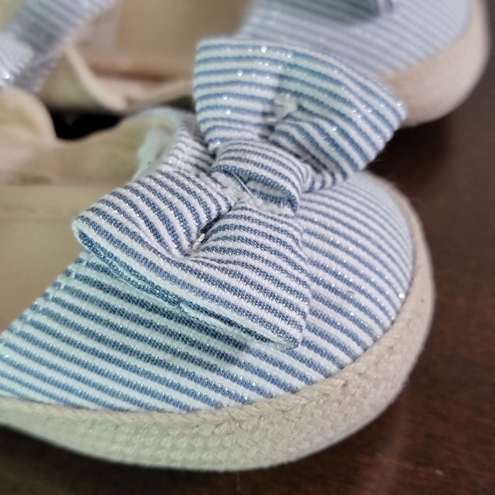 Carter's Little Baby Girl Shoes Espadrilles Blue White Tan New Size 9 - 12 Month - Picture 3 of 5